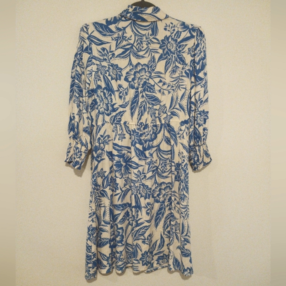 CAbi Blue and White Floral Mini Dress - Picture 4 of 7